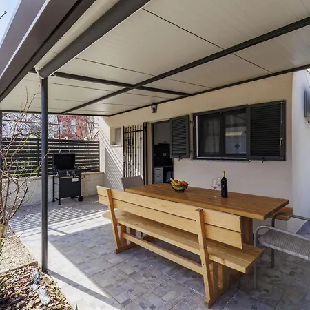 Holiday home Mika By Interhome *